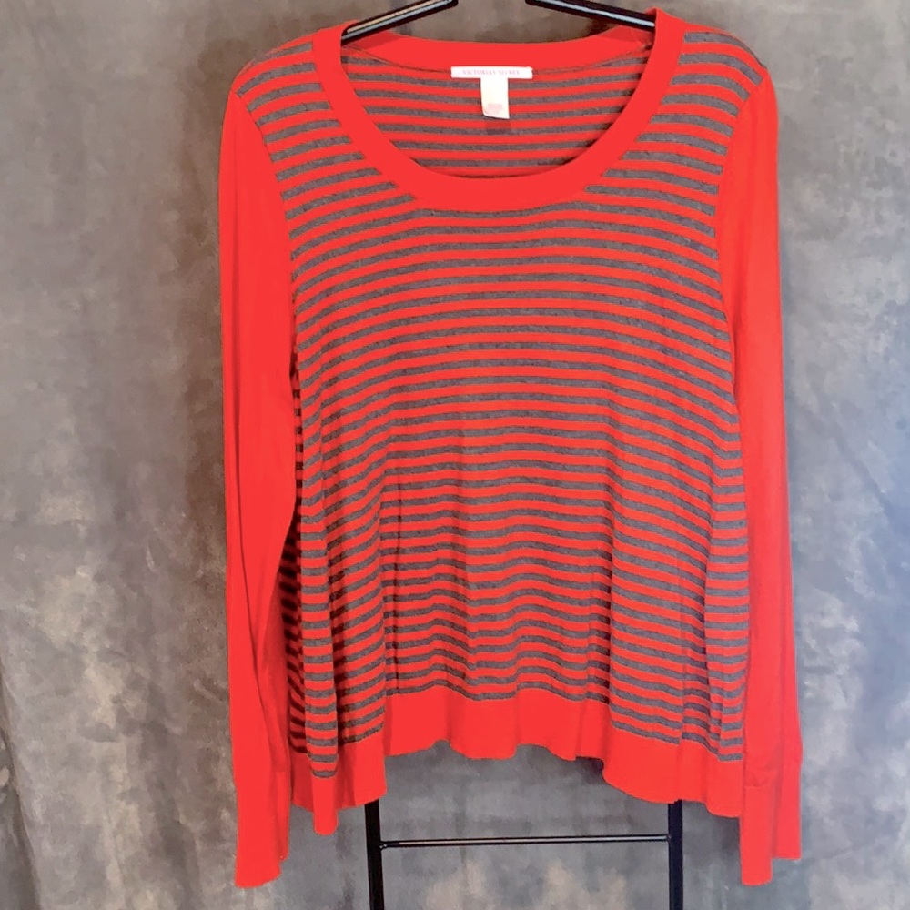 VS Super Soft striped sweater